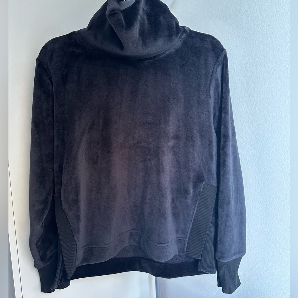 Athleta Black Sweatshirt Funnel Neck, SUPER cozy, Small